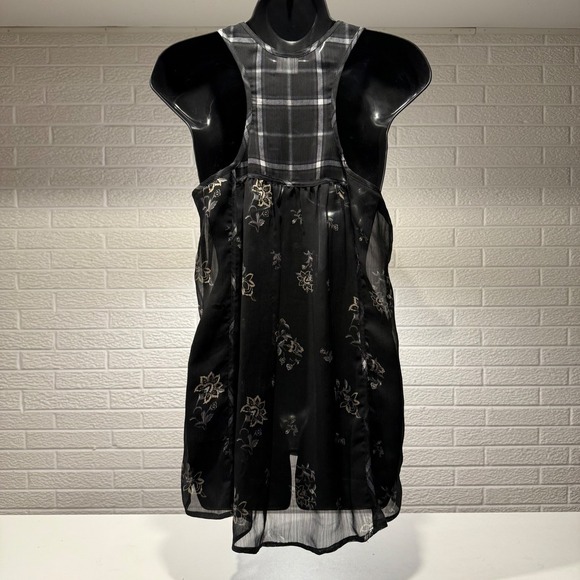 Converse One Star Top Plaid Floral Sleeveless V Neck Blouse - Picture 3 of 4